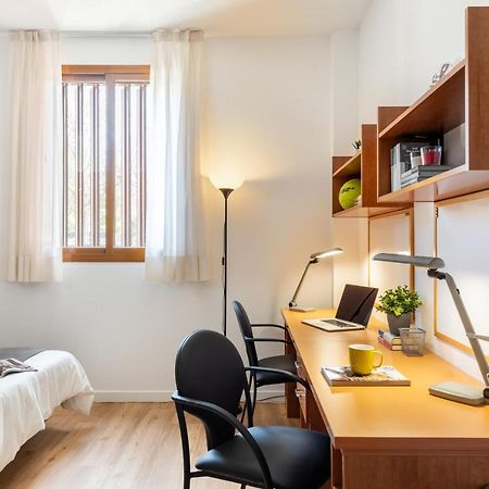 Micampus Bormujos Student Residence エクステリア 写真