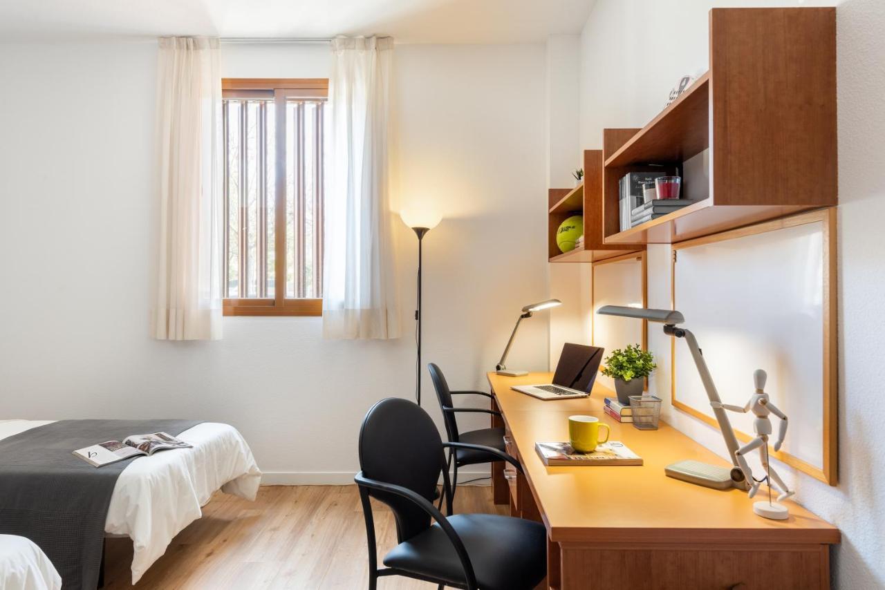 Micampus Bormujos Student Residence エクステリア 写真